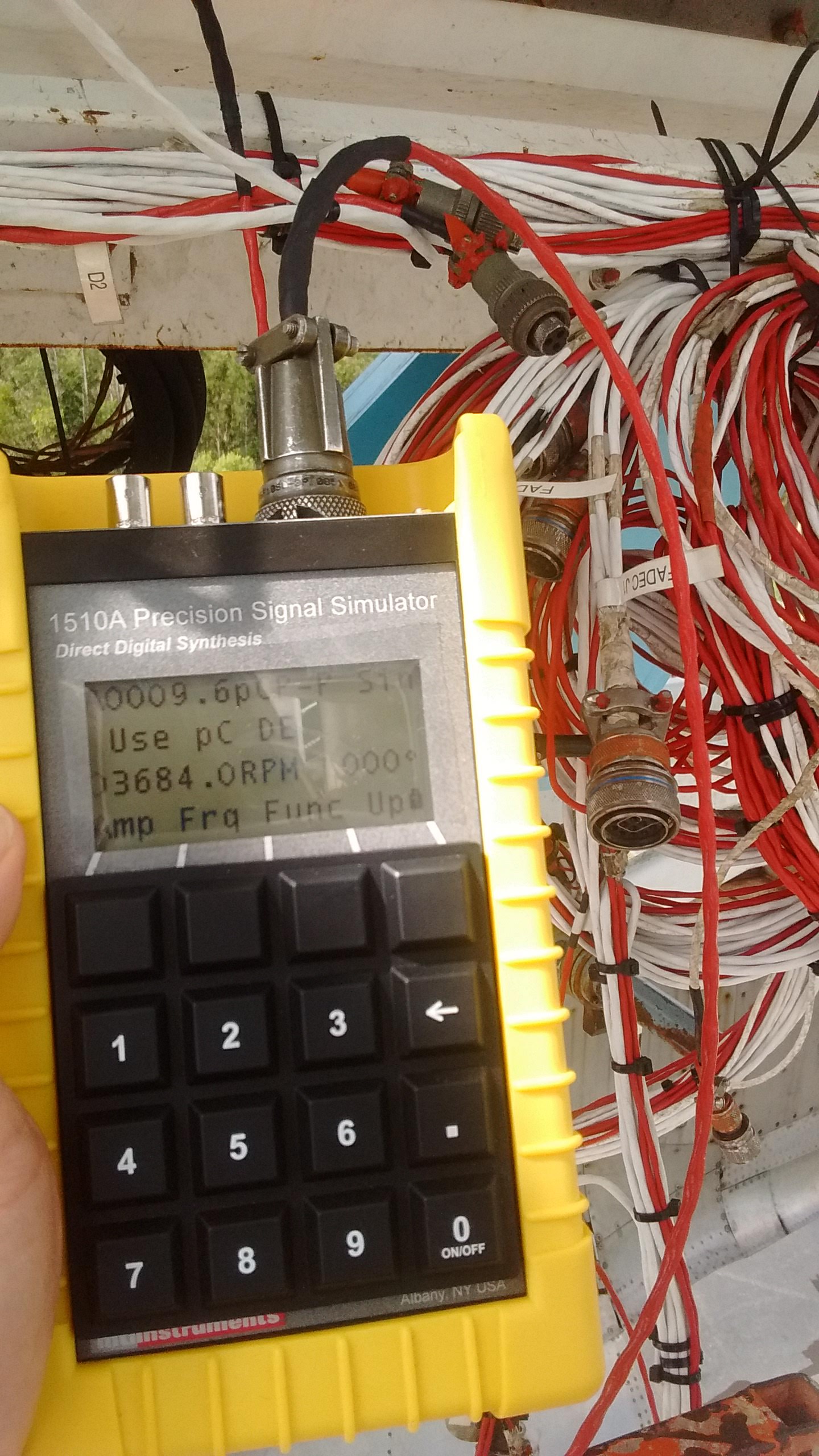 1510A Portable Signal Generator